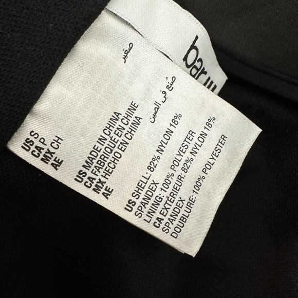 Bar III Deep Plunge V-Wire One-Piece Swimsuit Size Small Black - Picture 10 of 10